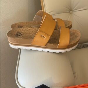 Great condition- worn a handful of times.